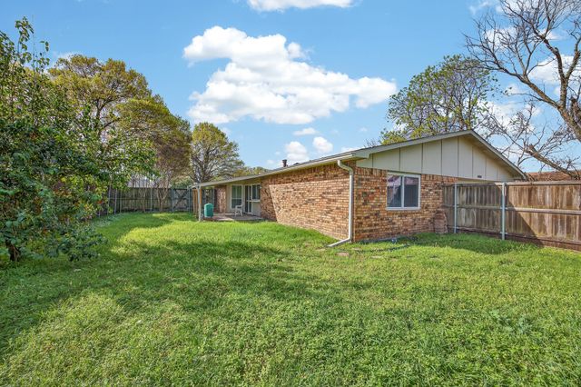 1805 Spanish Trail, Plano, TX 75023