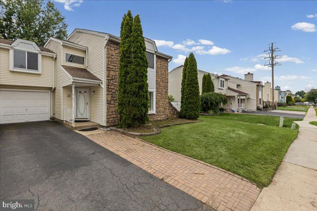 29 ALLISON RD, East Windsor, NJ 08520