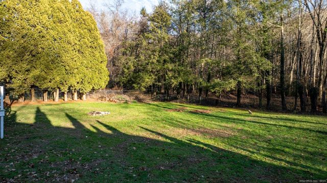 142 Starr Street, Norwich, CT 06360