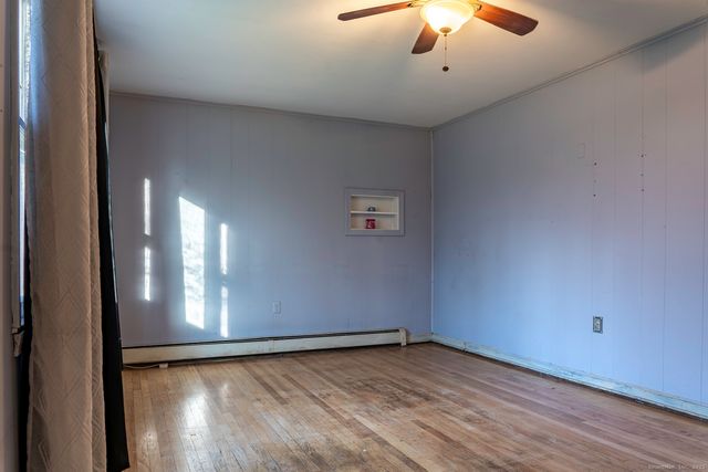 142 Starr Street, Norwich, CT 06360