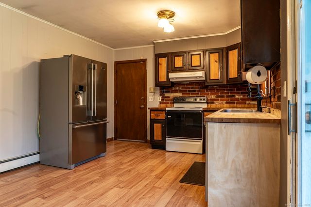 142 Starr Street, Norwich, CT 06360