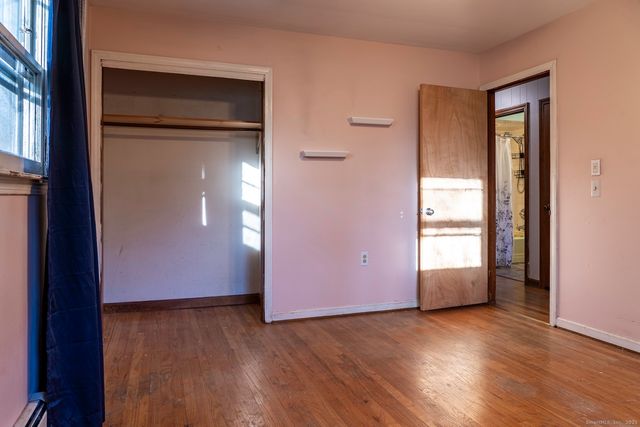 142 Starr Street, Norwich, CT 06360