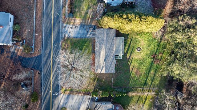 142 Starr Street, Norwich, CT 06360