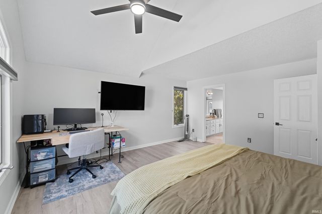 5818 Chase Creek Court, Fort Wayne, IN 46804