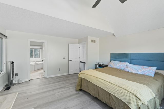 5818 Chase Creek Court, Fort Wayne, IN 46804