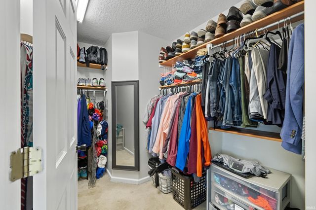 5818 Chase Creek Court, Fort Wayne, IN 46804