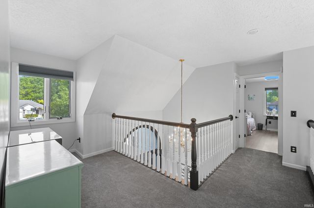 5818 Chase Creek Court, Fort Wayne, IN 46804