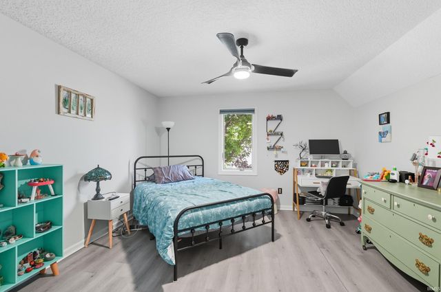 5818 Chase Creek Court, Fort Wayne, IN 46804