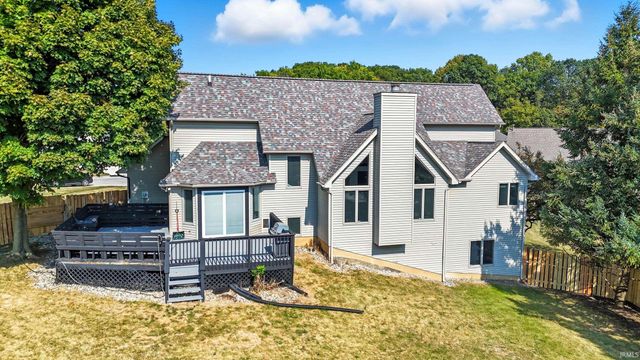 5818 Chase Creek Court, Fort Wayne, IN 46804