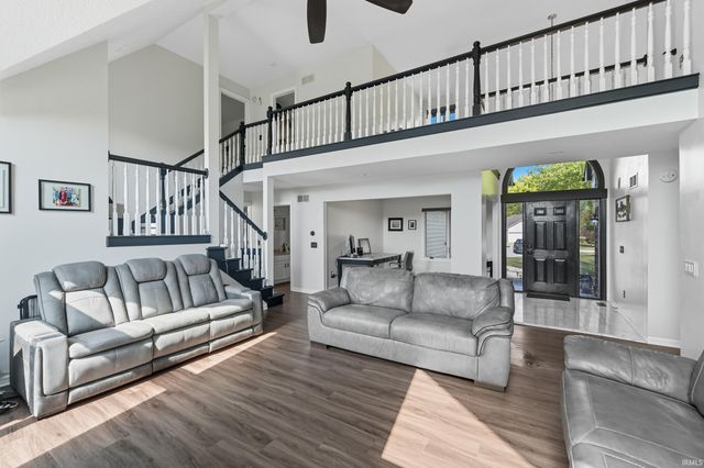 5818 Chase Creek Court, Fort Wayne, IN 46804