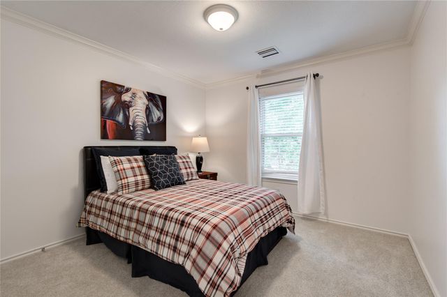 35 N Walden Elms Circle, The Woodlands, TX 77382
