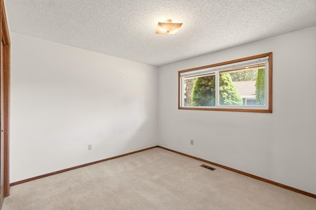 11824 N Madison St, Spokane, WA 99218