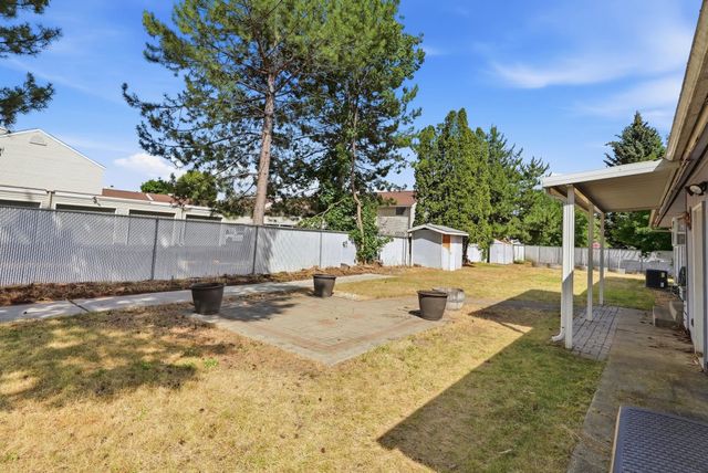 11824 N Madison St, Spokane, WA 99218