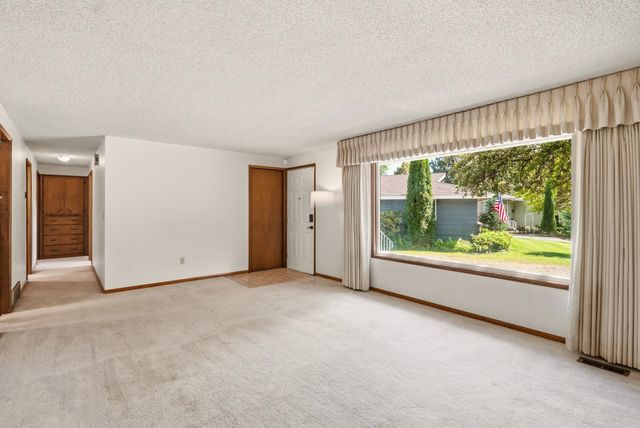 11824 N Madison St, Spokane, WA 99218