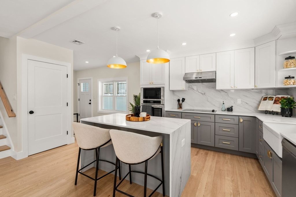 22 Morton St 22, Watertown, MA 02472