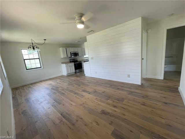 3820 20th ST W, Lehigh Acres, FL 33971