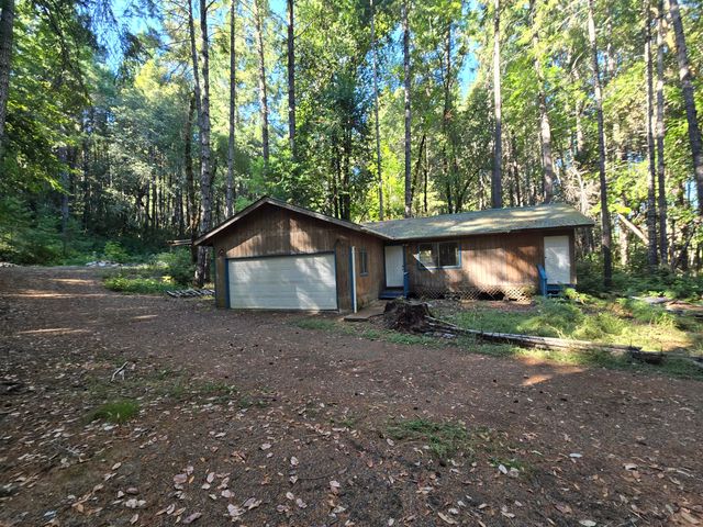 1000 Rancho Sequoia Drive, Alderpoint, CA 95511