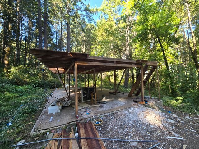 1000 Rancho Sequoia Drive, Alderpoint, CA 95511