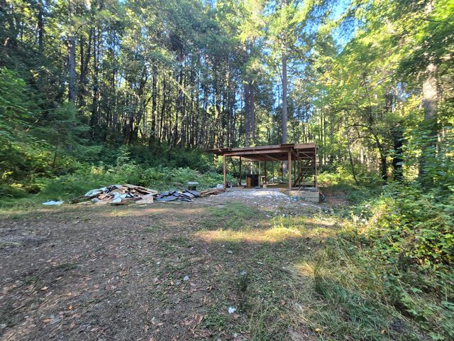 1000 Rancho Sequoia Drive, Alderpoint, CA 95511