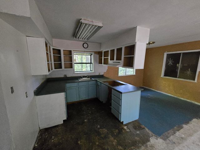 1000 Rancho Sequoia Drive, Alderpoint, CA 95511