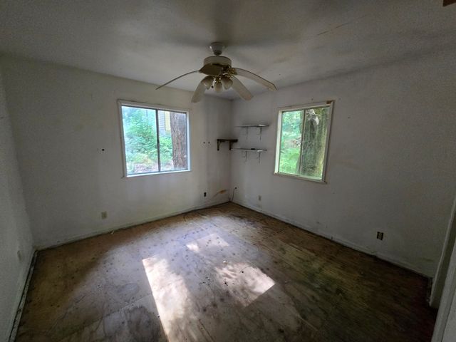 1000 Rancho Sequoia Drive, Alderpoint, CA 95511