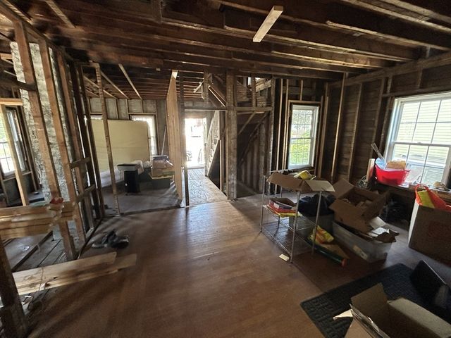 15 Dean St, Everett, MA 02149