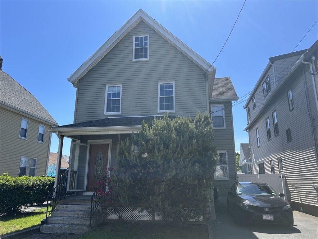 15 Dean St, Everett, MA 02149