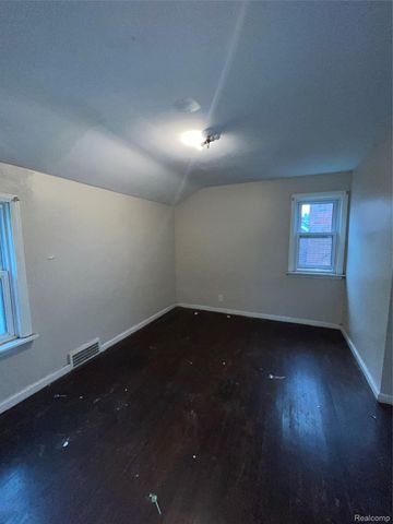 5265 Cadieux Road, Detroit, MI 48224