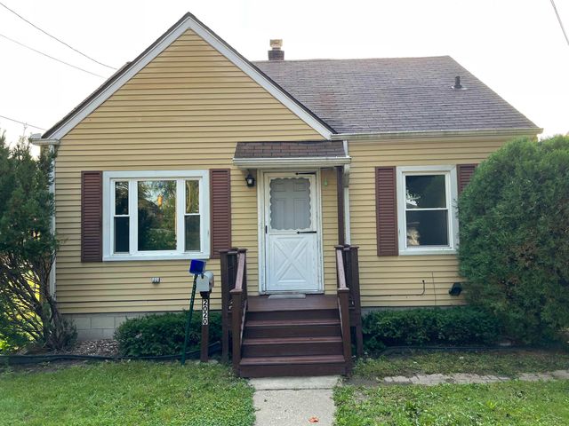 2020 Thorne Street, Saginaw, MI 48602
