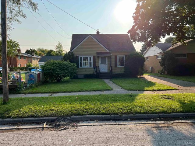 2020 Thorne Street, Saginaw, MI 48602