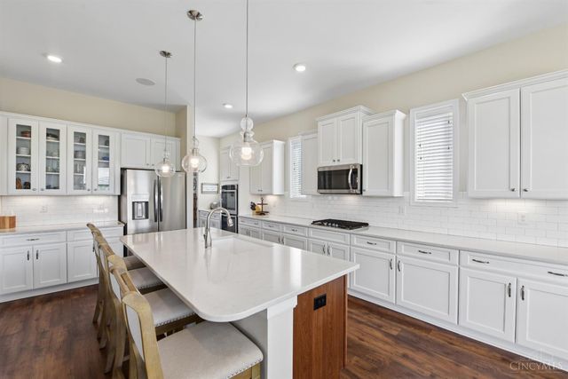9346 Gardenside Lane, Loveland, OH 45140