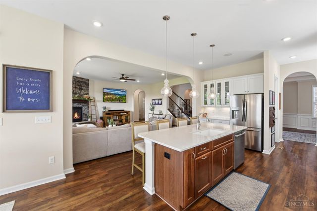 9346 Gardenside Lane, Loveland, OH 45140