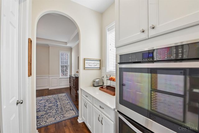 9346 Gardenside Lane, Loveland, OH 45140