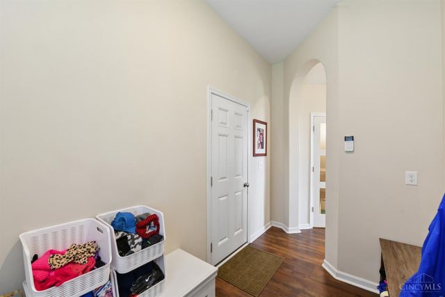 9346 Gardenside Lane, Loveland, OH 45140