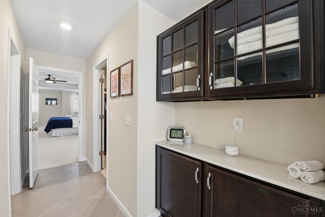 9346 Gardenside Lane, Loveland, OH 45140