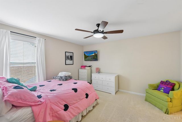 9346 Gardenside Lane, Loveland, OH 45140