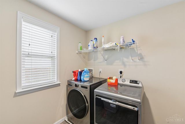 9346 Gardenside Lane, Loveland, OH 45140