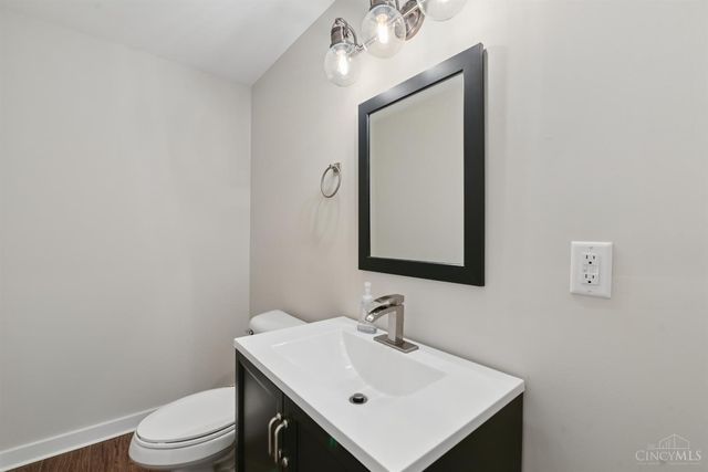 9346 Gardenside Lane, Loveland, OH 45140