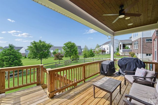 9346 Gardenside Lane, Loveland, OH 45140