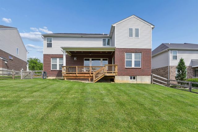 9346 Gardenside Lane, Loveland, OH 45140