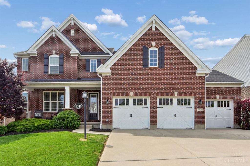 9346 Gardenside Lane, Loveland, OH 45140