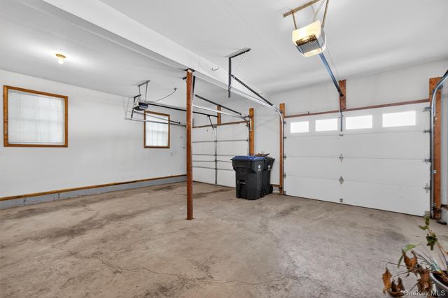 8 Cardinal Court, Tuxedo Park, NY 10987