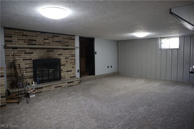 5580 Charleston Road, Newton Falls, OH 44444