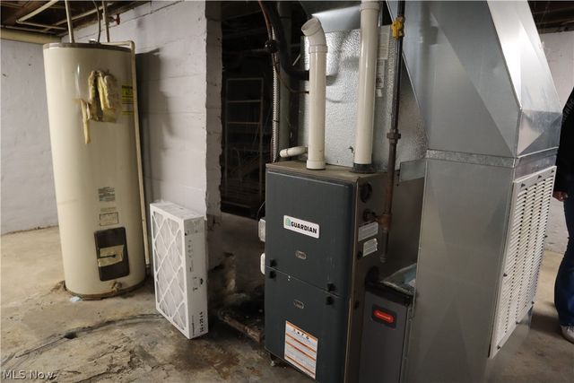 5580 Charleston Road, Newton Falls, OH 44444