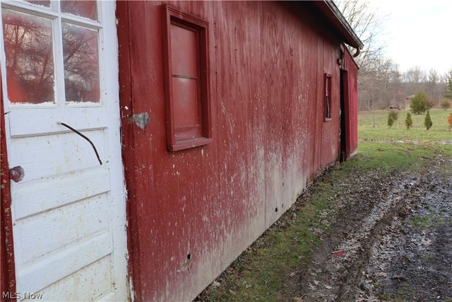 5580 Charleston Road, Newton Falls, OH 44444