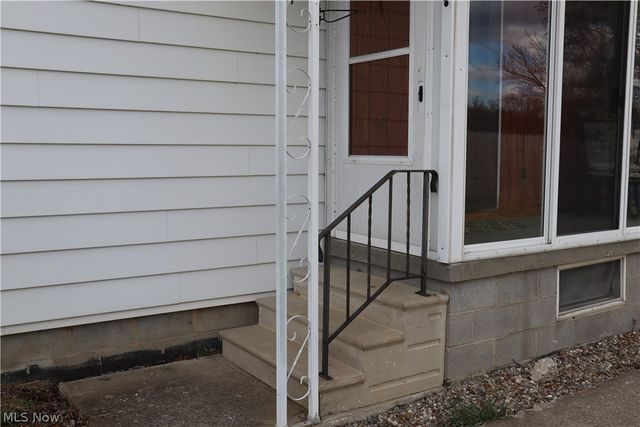 5580 Charleston Road, Newton Falls, OH 44444