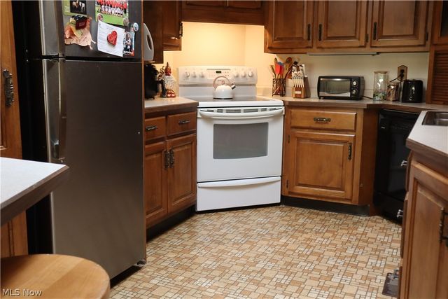 5580 Charleston Road, Newton Falls, OH 44444