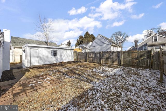 2109 FERNCROFT AVE, Upper Chichester, PA 19061