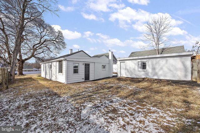 2109 FERNCROFT AVE, Upper Chichester, PA 19061