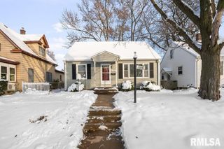 1916 33RD Street, Moline, IL 61265